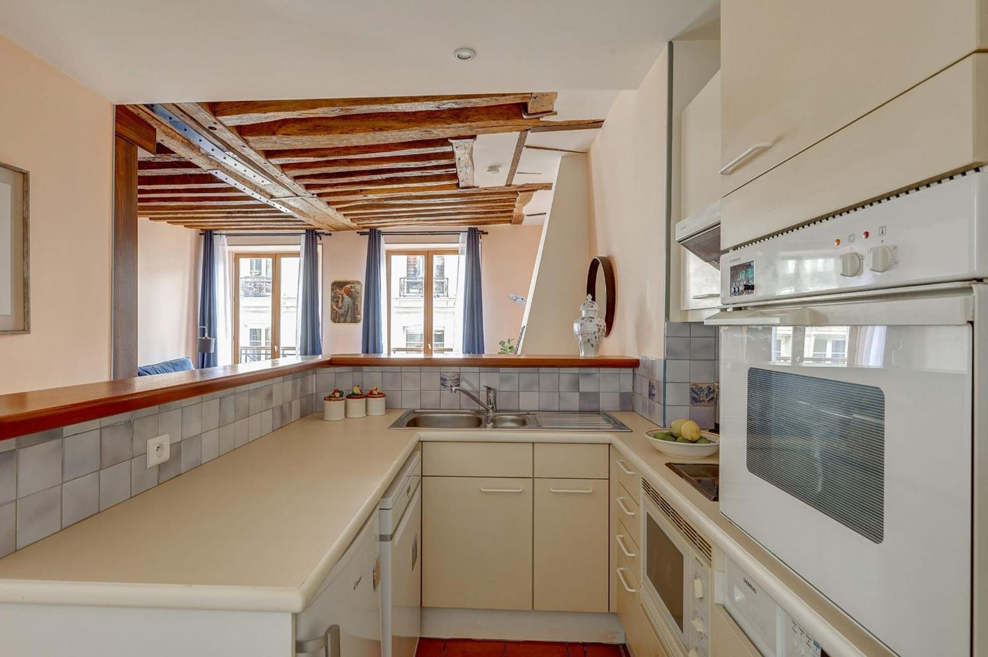 Bnbnova - 1br - The Heart Of Le Marais Parijs